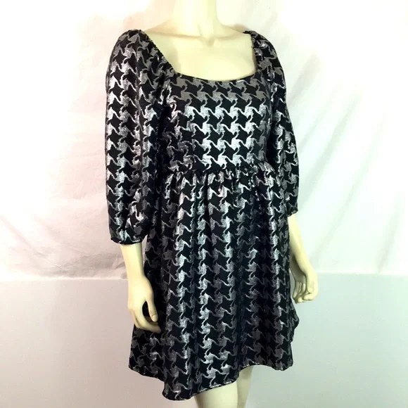 moon river metallic dress Moon River Metallic Dress Black Silver Medium